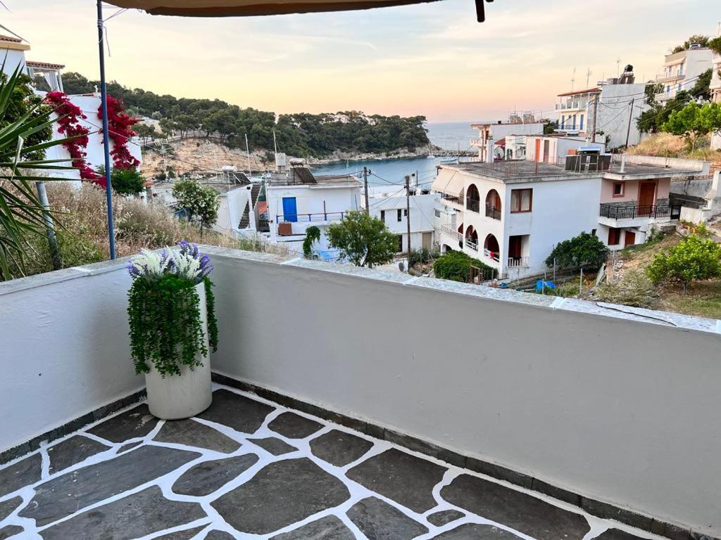 Marine'S Luxury Home 2 Votsi  Bagian luar foto